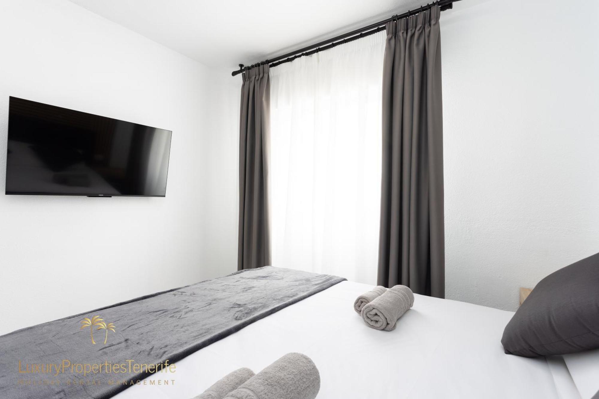 Apartamento Iris Адехе Екстериор снимка