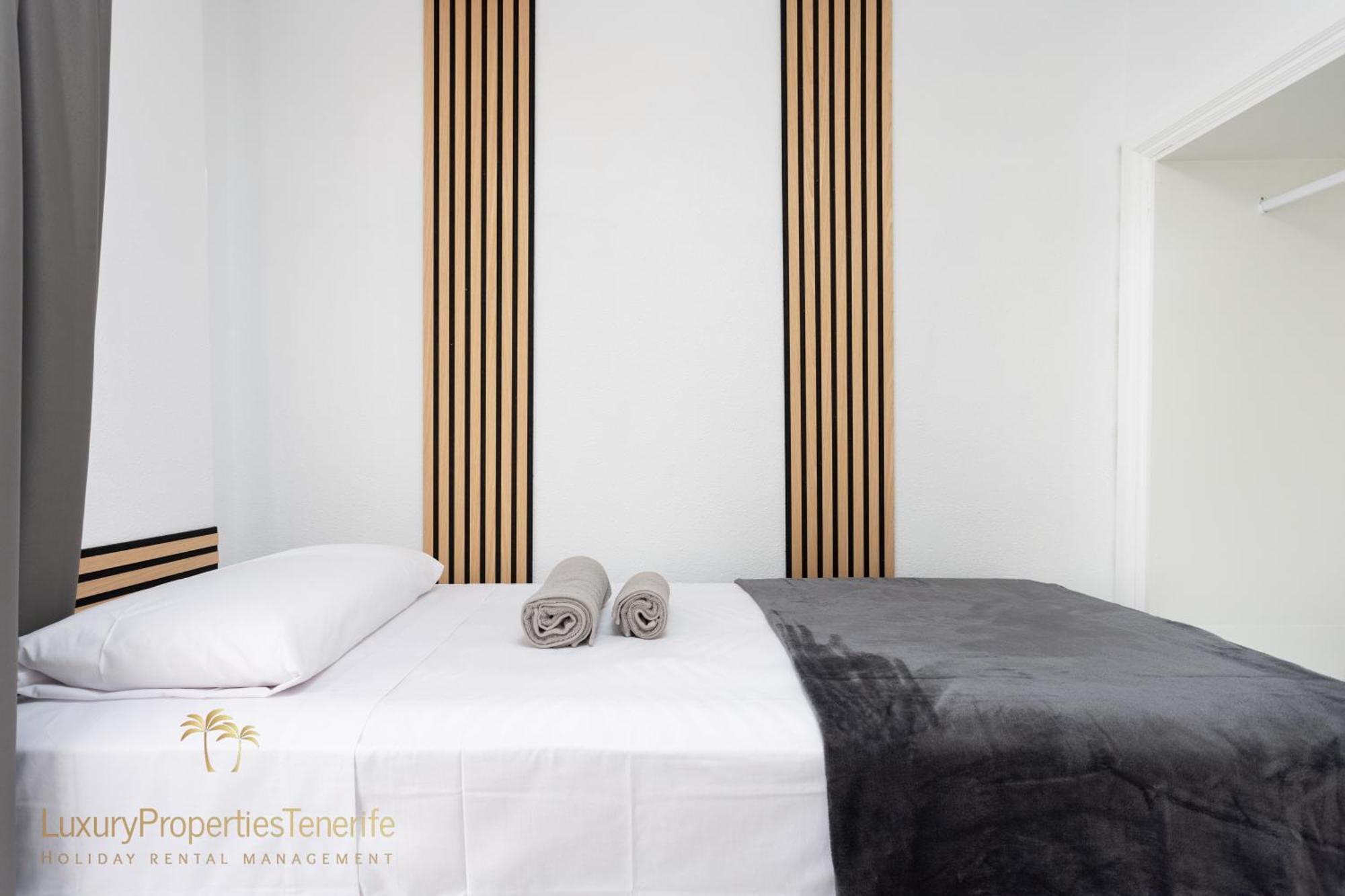Apartamento Iris Адехе Екстериор снимка