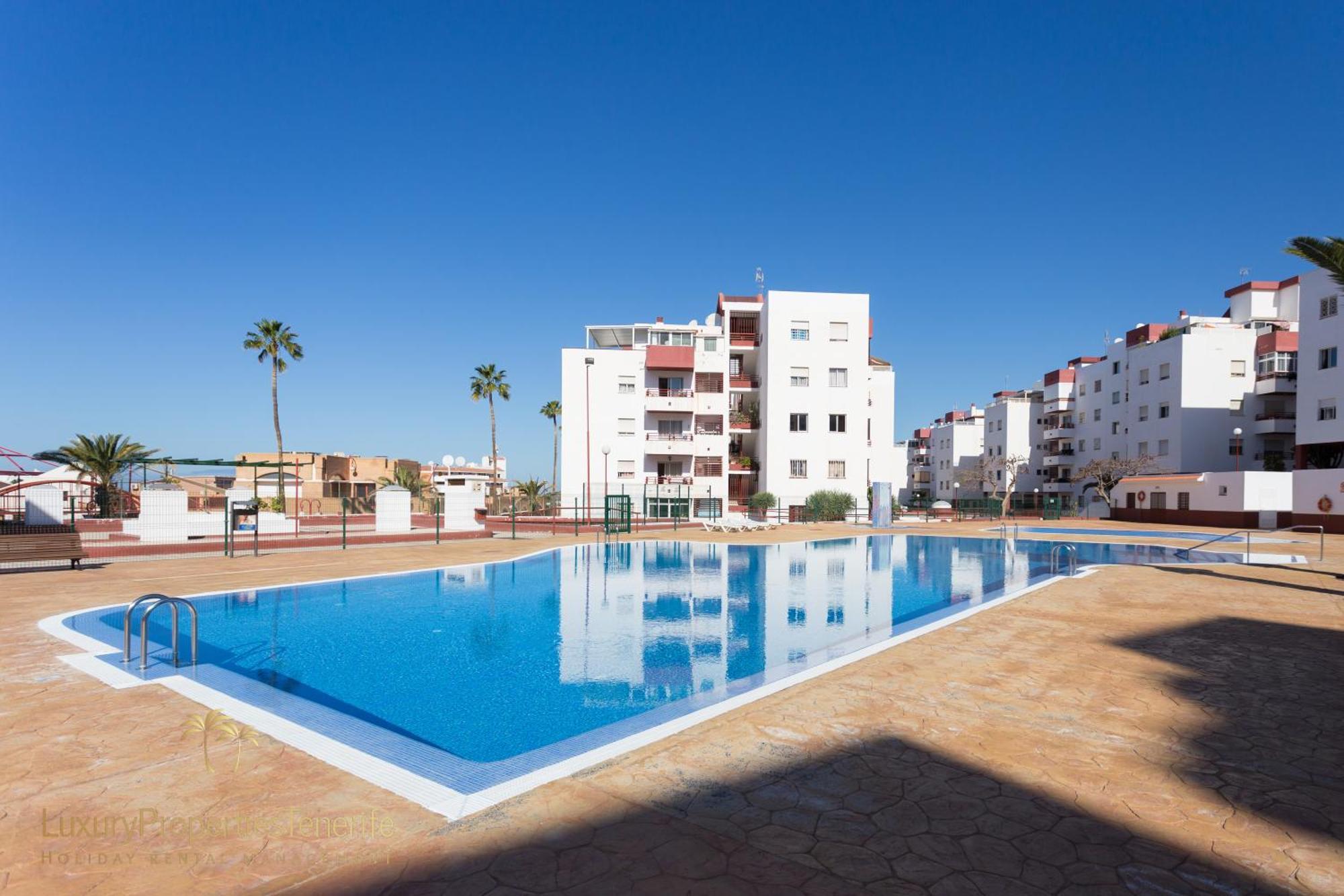 Apartamento Iris Адехе Екстериор снимка