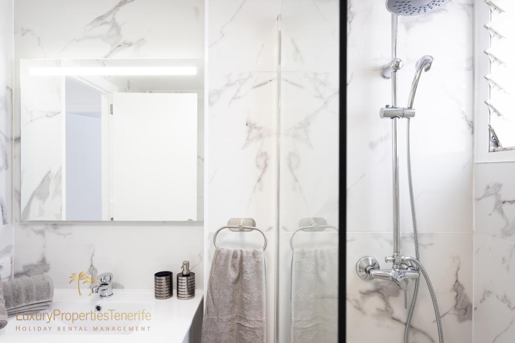 Apartamento Iris Адехе Екстериор снимка